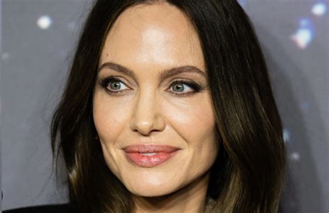 porno angelina jolie|Angelina Jolie Deepfake Porn Videos